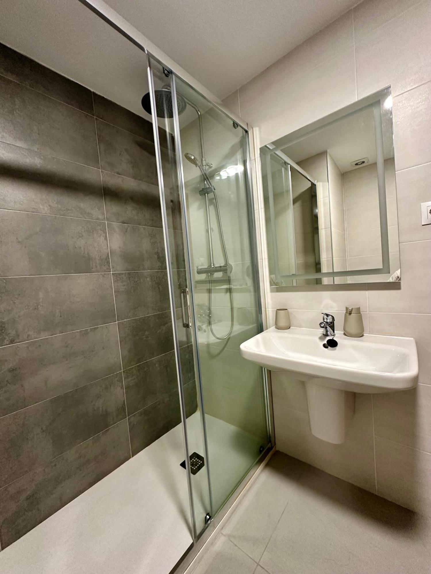 Habitacion Confort Centro Para 2 Personas 格拉纳达 外观 照片
